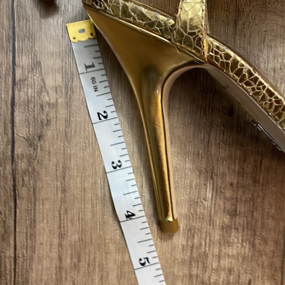 Bakers Gold Dress Shoes Gem